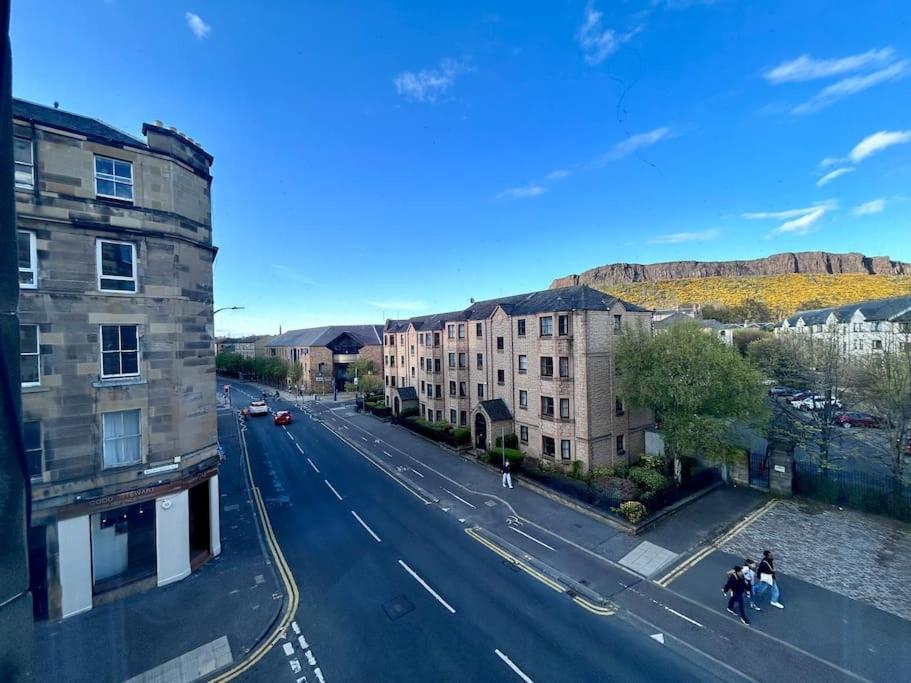 Edinburghs Arthurs Seat View Ngoại thất bức ảnh